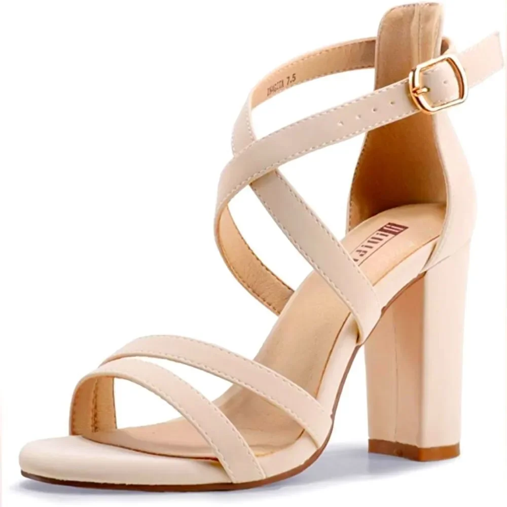 (83-2322) IDIFU Women's Chunky High Heel Sandal Sz 9